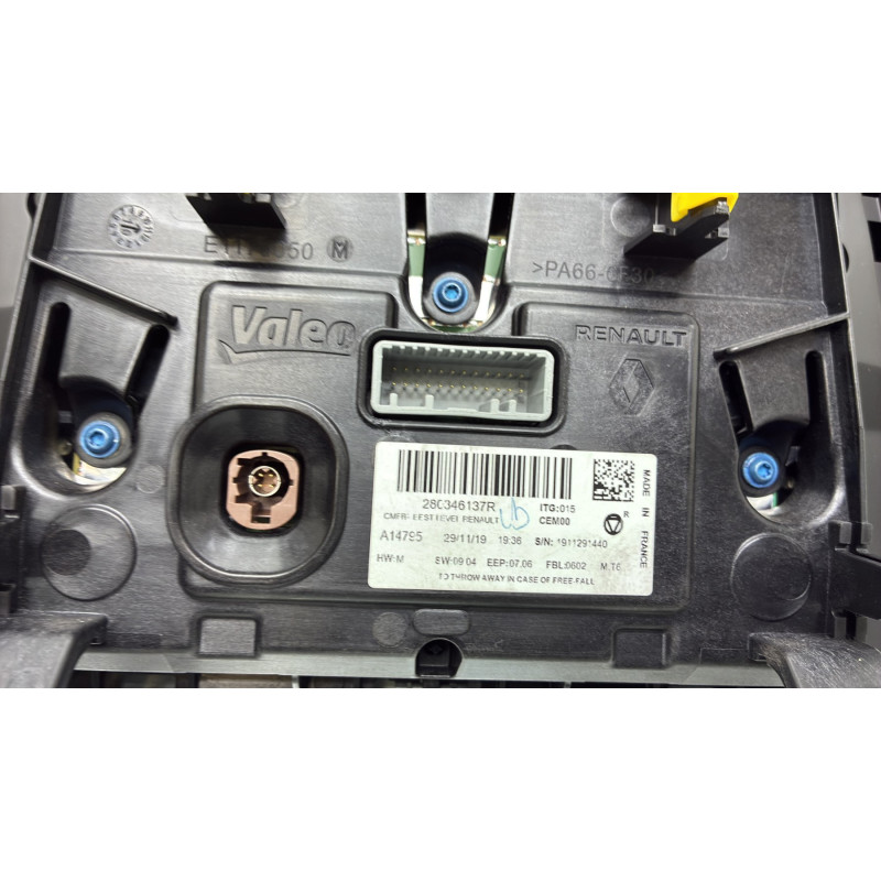 Ecran GPS RENAULT CLIO 5 Photo n°3