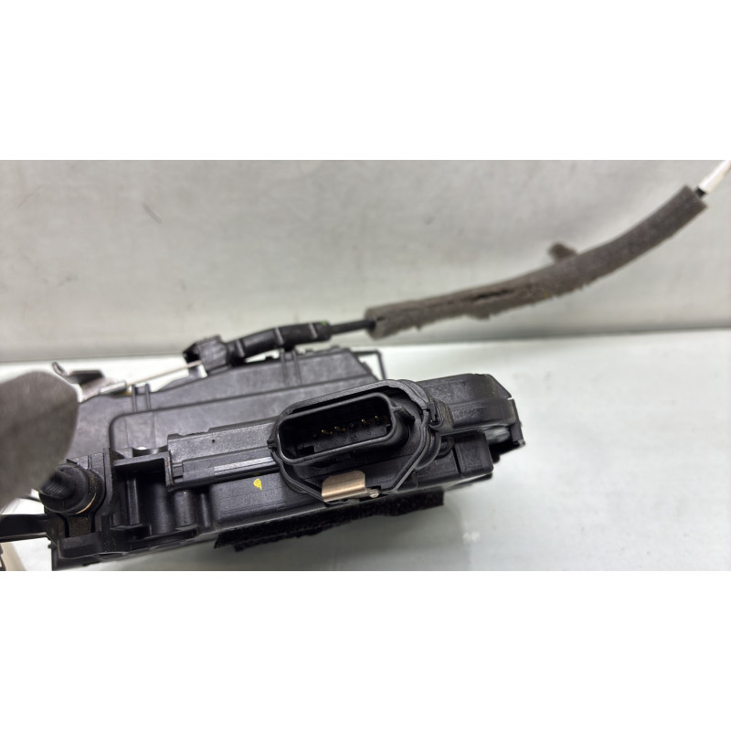 Serrure avant droit RENAULT CLIO 5 Photo n°5