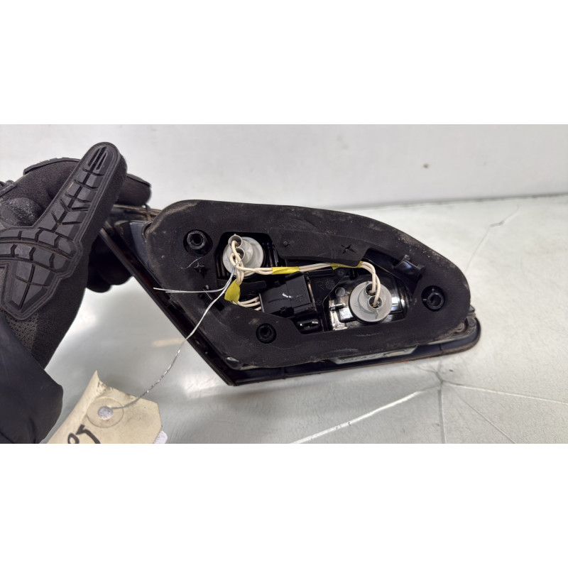 Feu arriere secondaire droit (feux) OPEL ASTRA J Photo n°3