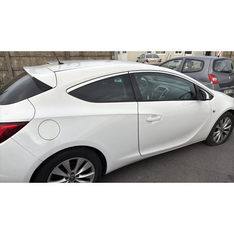 Trappe d'essence OPEL ASTRA J Photo n°12