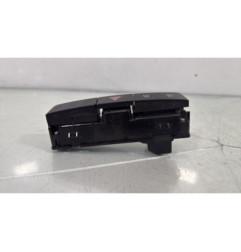 Bouton de warning OPEL ASTRA J