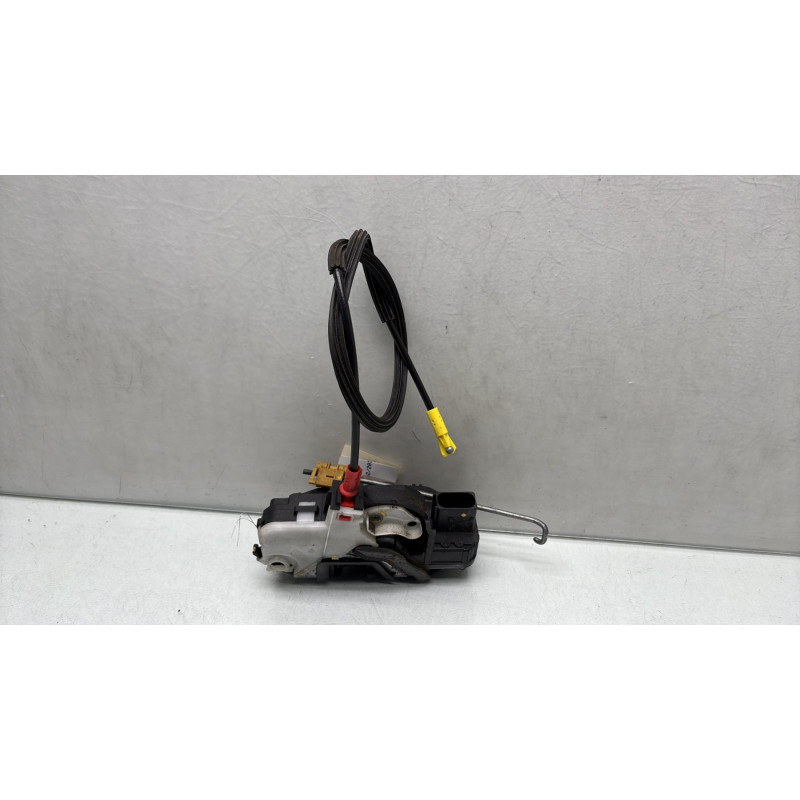 Serrure avant droit OPEL ASTRA J Photo n°3