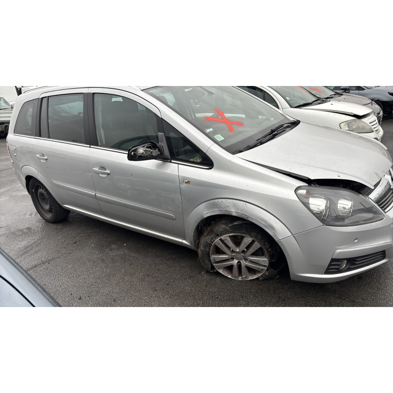 Alternateur OPEL ZAFIRA B Photo n°11