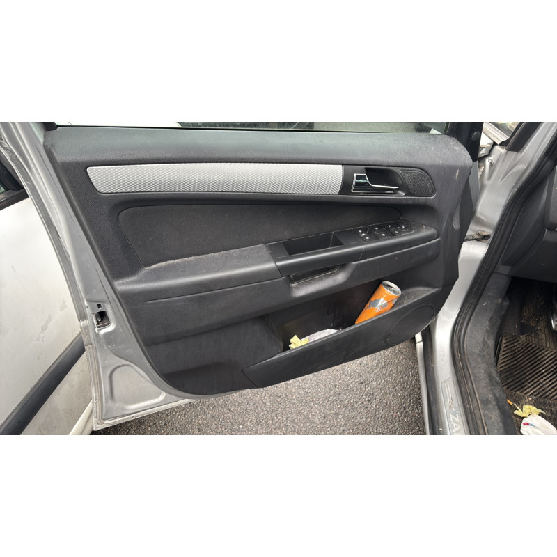 Alternateur OPEL ZAFIRA B Photo n°13