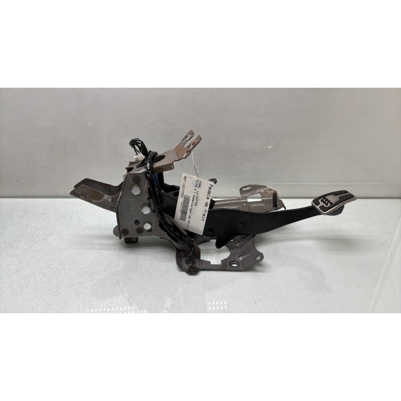 Pedale de frein FORD PUMA 2 Photo n°2