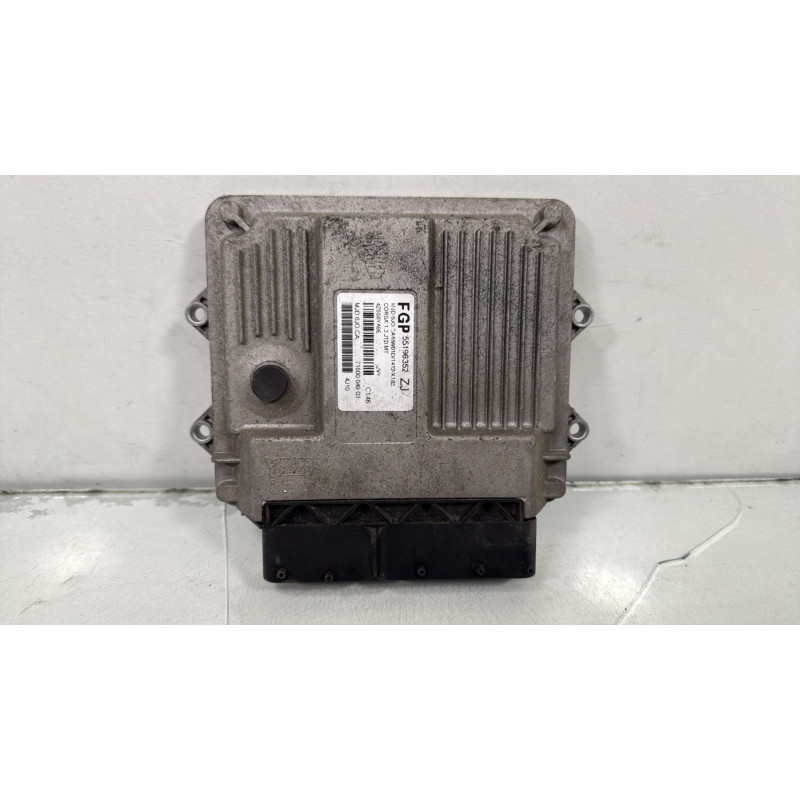 Calculateur moteur OPEL CORSA C Photo n°1