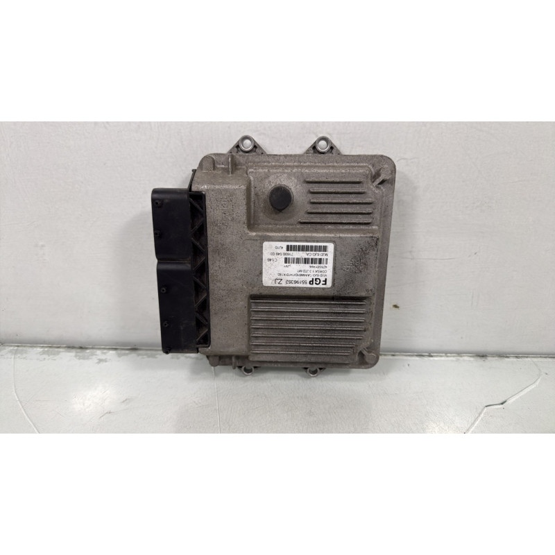 Calculateur moteur OPEL CORSA C Photo n°3