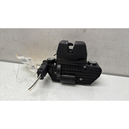 Serrure de coffre PEUGEOT 3008 1