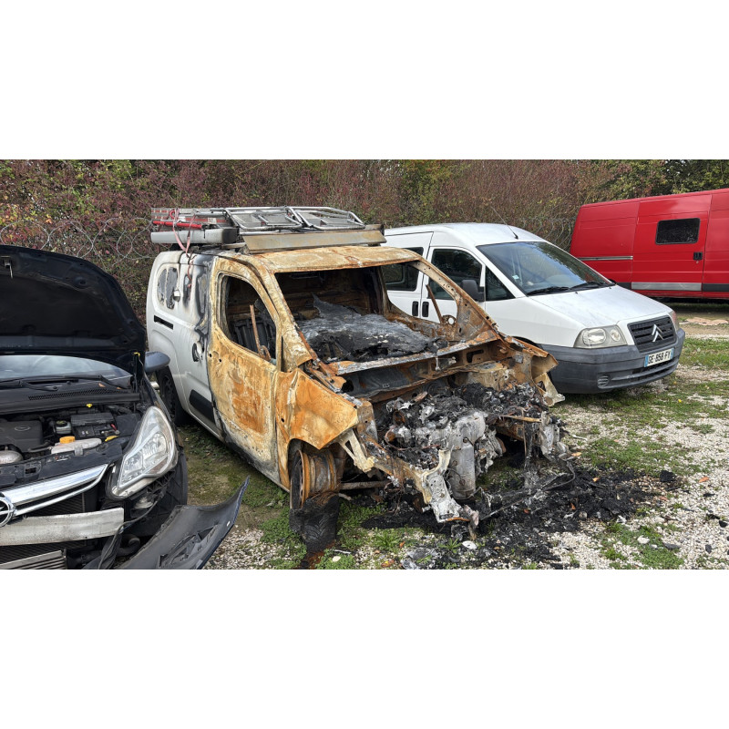 Trappe d'essence CITROEN BERLINGO 3 Photo n°5
