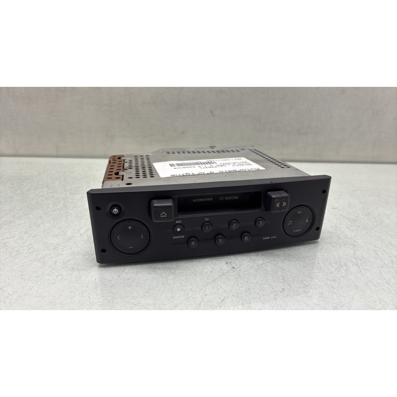 Autoradio d'origine RENAULT CLIO 2 Photo n°1