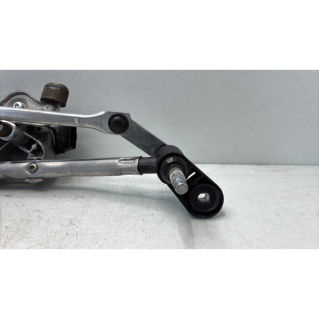 Moteur essuie glace avant RENAULT CLIO 3