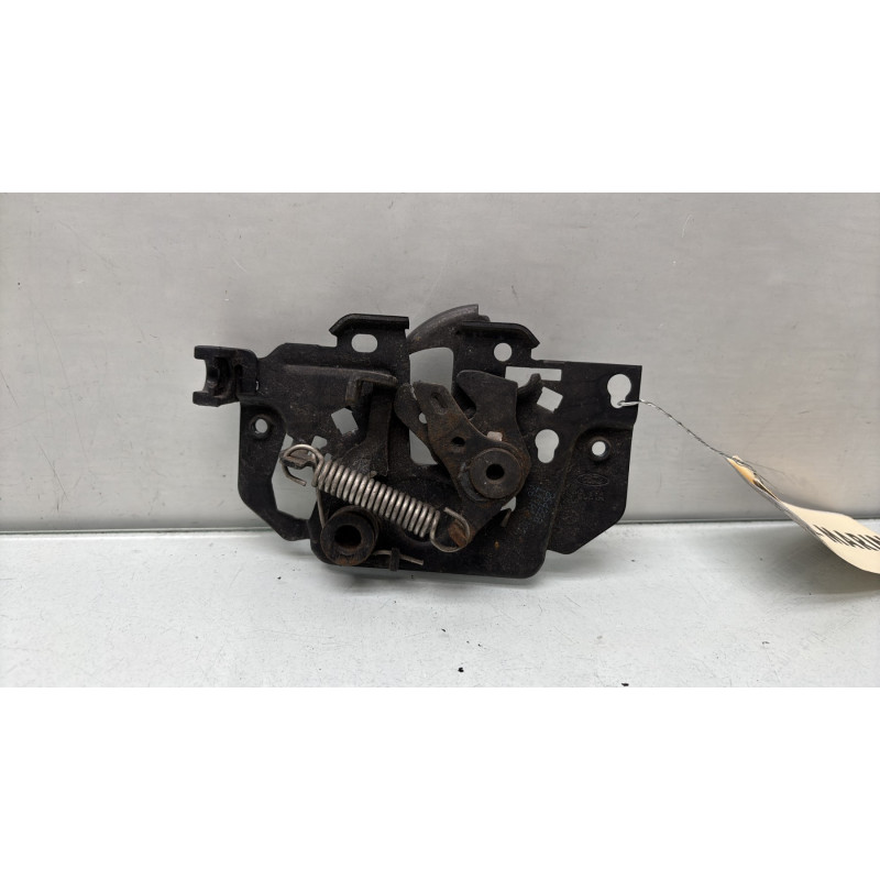 Fermeture de capot FORD PUMA 2 Photo n°1