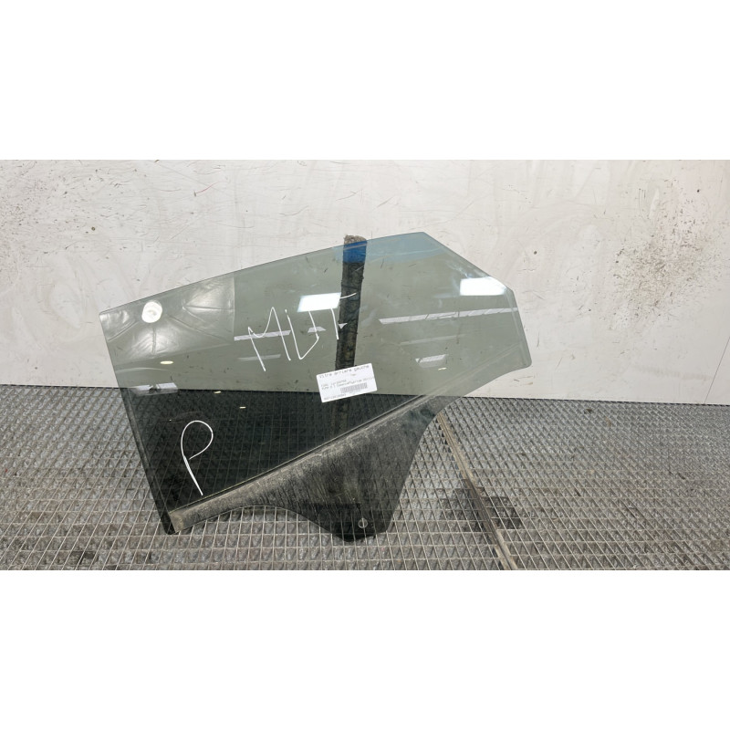Vitre arriere gauche FORD PUMA 2 Photo n°1