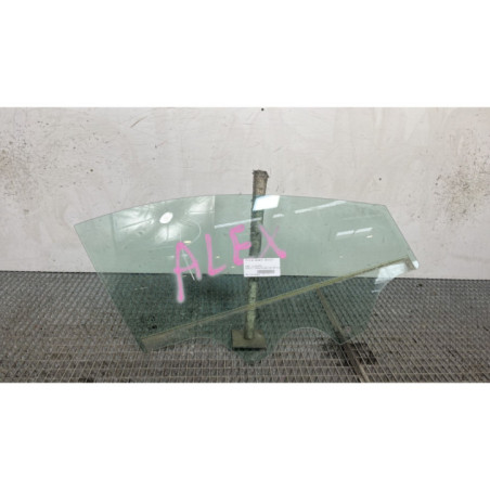Vitre avant droit FORD PUMA 2 Photo n°1