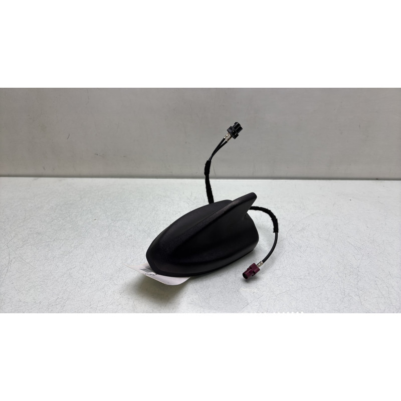 Antenne FORD PUMA 2 Photo n°1