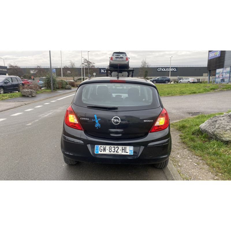 Ceinture avant gauche OPEL CORSA D Photo n°8