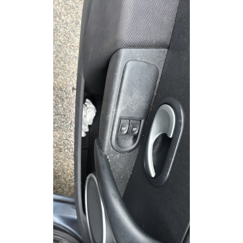 Vase de lave glace RENAULT CLIO 3 Photo n°20