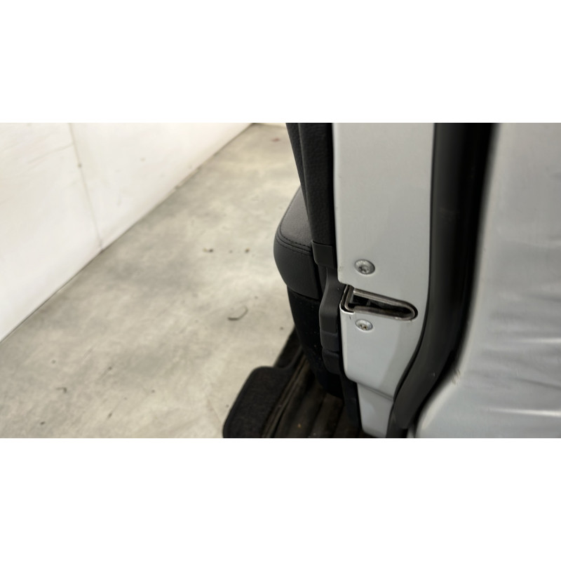 Porte avant droit MERCEDES CLASSE C 204 Photo n°4