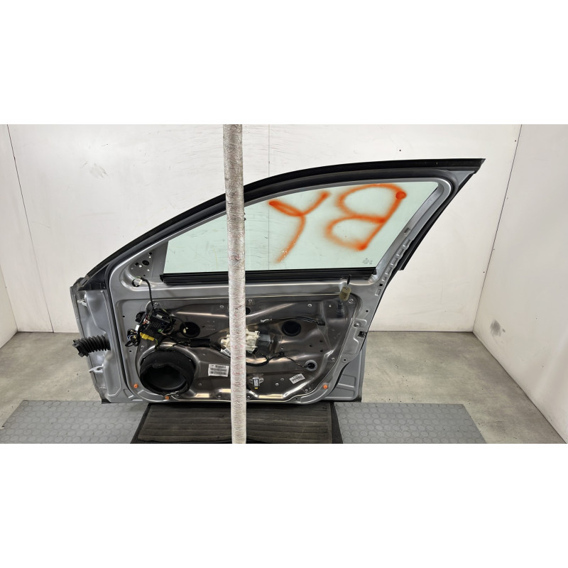 Porte avant droit MERCEDES CLASSE C 204 Photo n°7