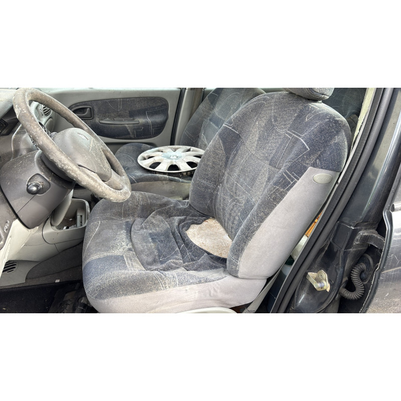 Anti brouillard gauche (feux) RENAULT SCENIC 1 Photo n°16