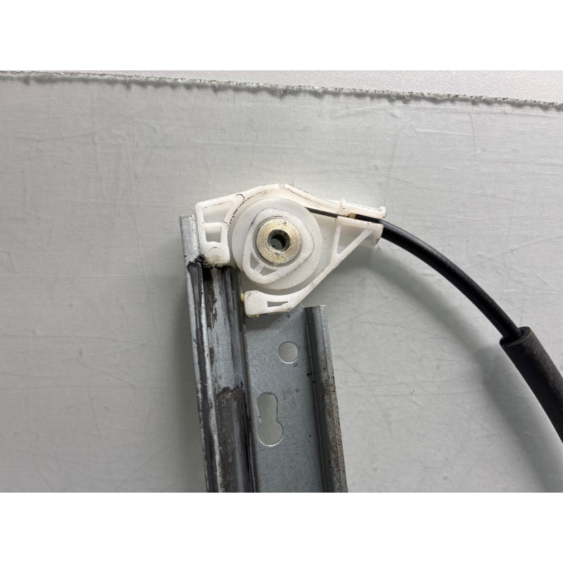 Leve vitre electrique avant droit AUDI A4 2 Photo n°1