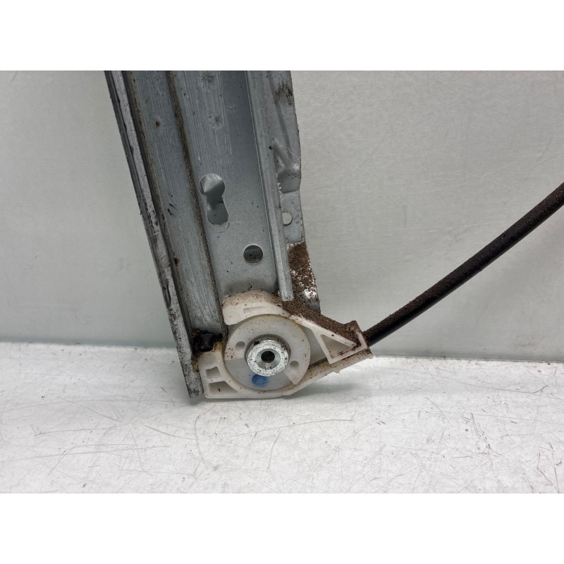 Leve vitre electrique avant droit AUDI A4 2 Photo n°4
