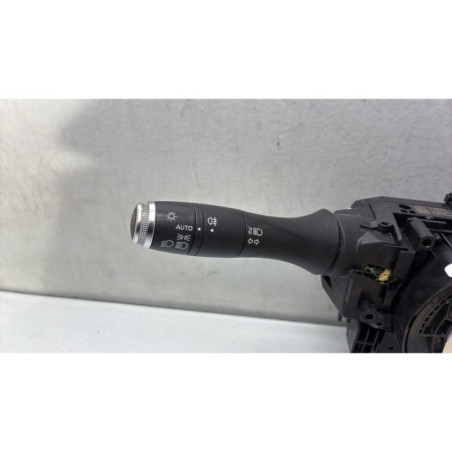 Com (Bloc Contacteur Tournant+Commodo Essuie Glace+Commodo Phare) RENAULT CLIO 5