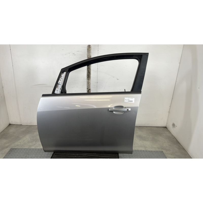 Porte avant gauche OPEL ASTRA J Photo n°1