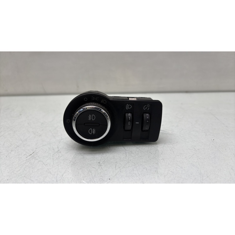 Commande de phare OPEL ASTRA J Photo n°1