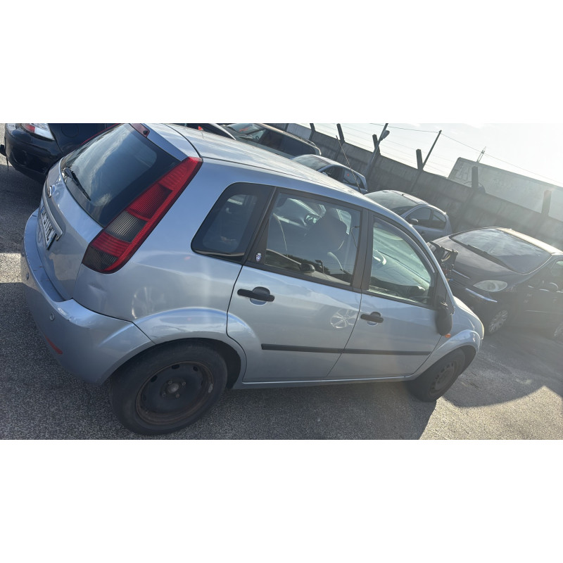 Aile avant droit FORD FIESTA 5 Photo n°11