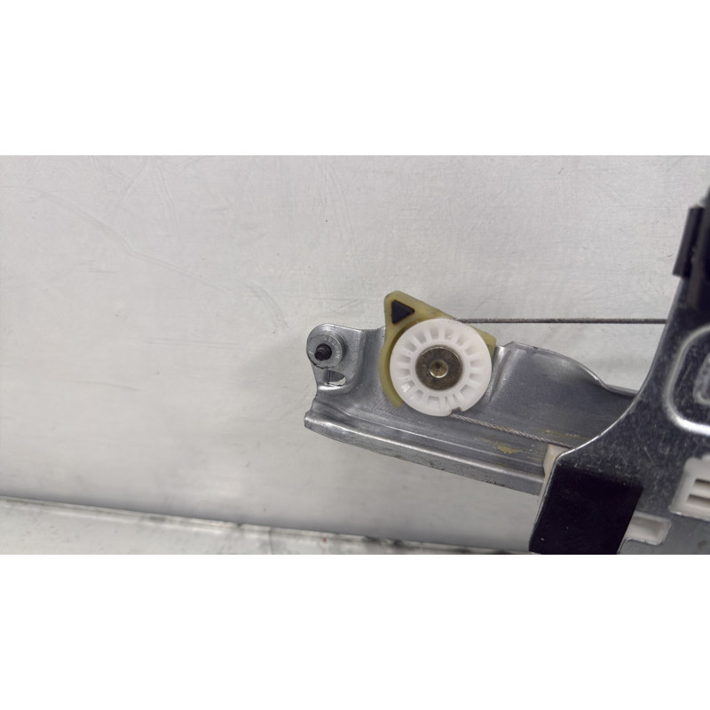 Leve vitre electrique arriere droit CITROEN C5 2 Photo n°4