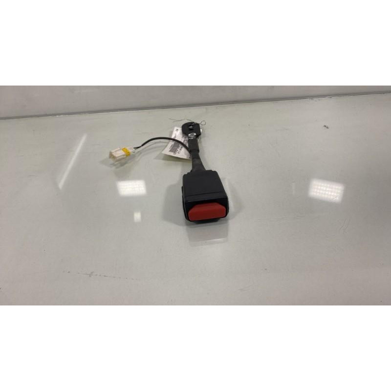 Attache ceinture avant droit PEUGEOT 508 1 SW Photo n°2