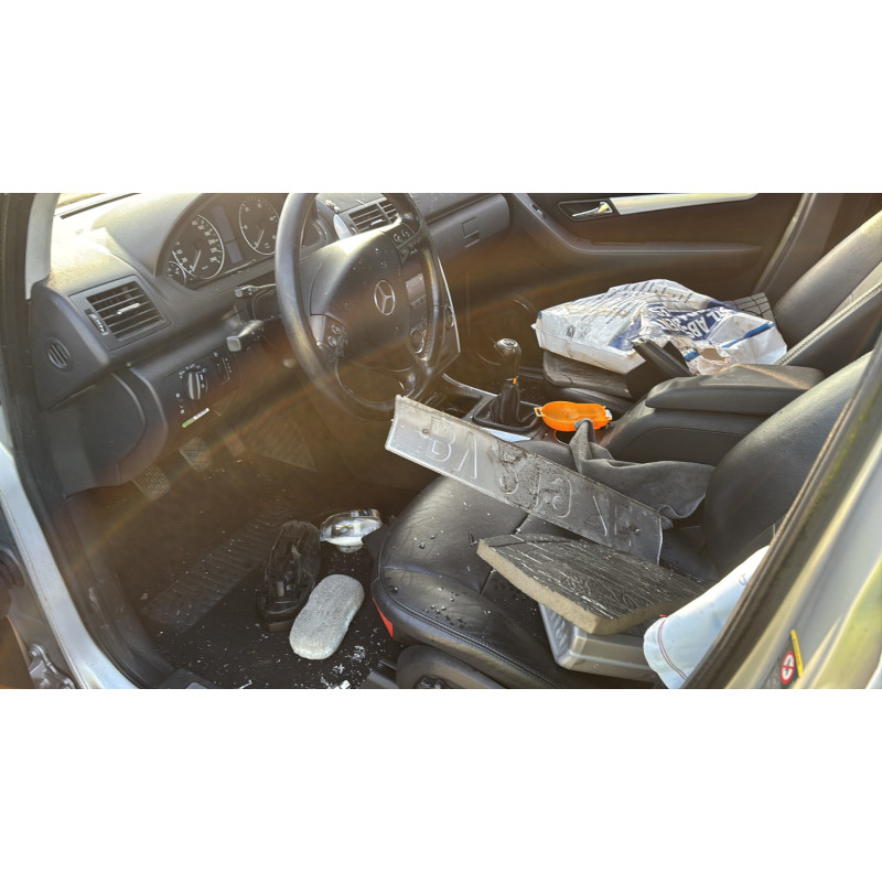 Serrure avant droit MERCEDES CLASSE A 169 Photo n°14