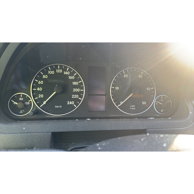 Serrure avant droit MERCEDES CLASSE A 169 Photo n°19