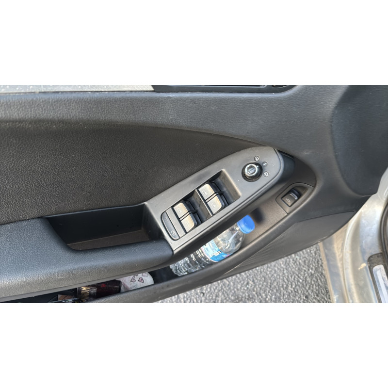 Porte arriere gauche AUDI A4 3 Photo n°15