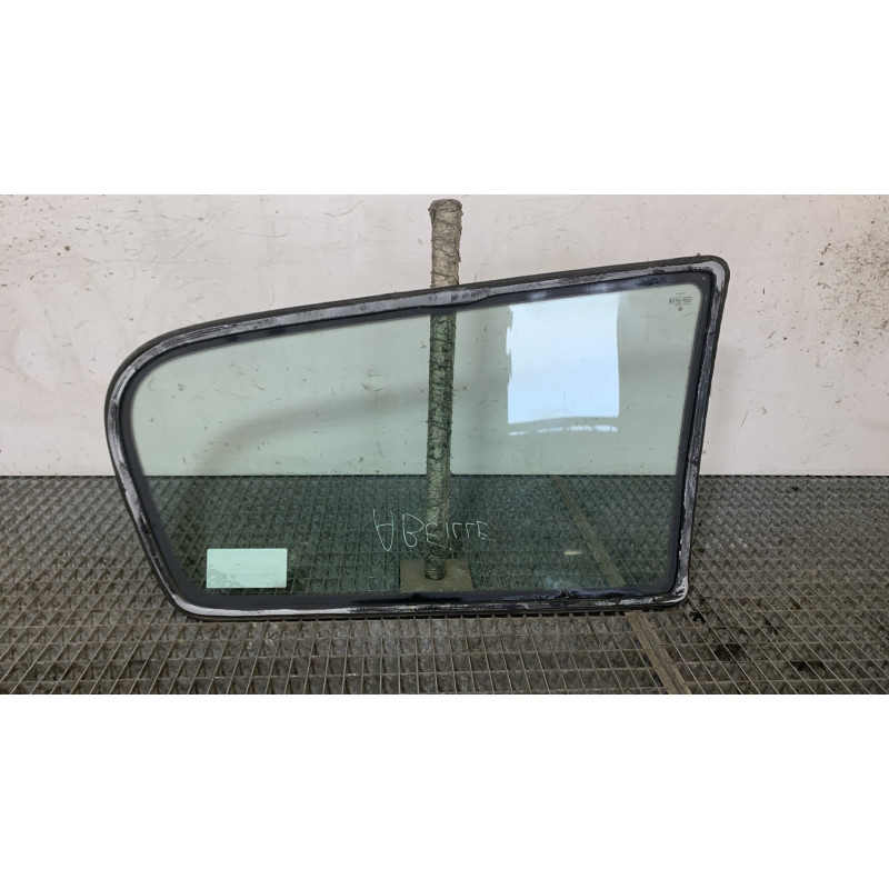 Custode arriere droit VOLKSWAGEN POLO 3 Photo n°4