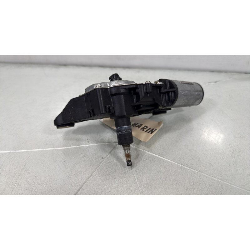 Moteur essuie glace arriere VOLKSWAGEN POLO 3 Photo n°2