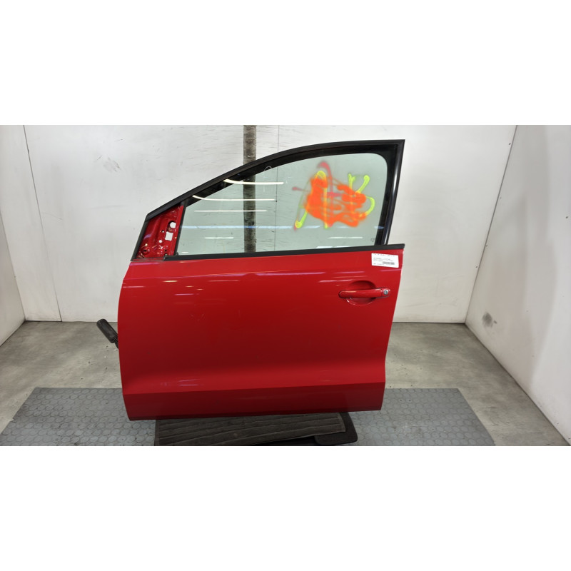 Porte avant gauche VOLKSWAGEN POLO 5 Photo n°1