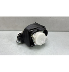Pretensionneur de ceinture avant droit VOLKSWAGEN POLO 5 Photo n°1