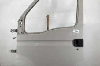 Porte avant gauche RENAULT MASTER 2 Photo n°1