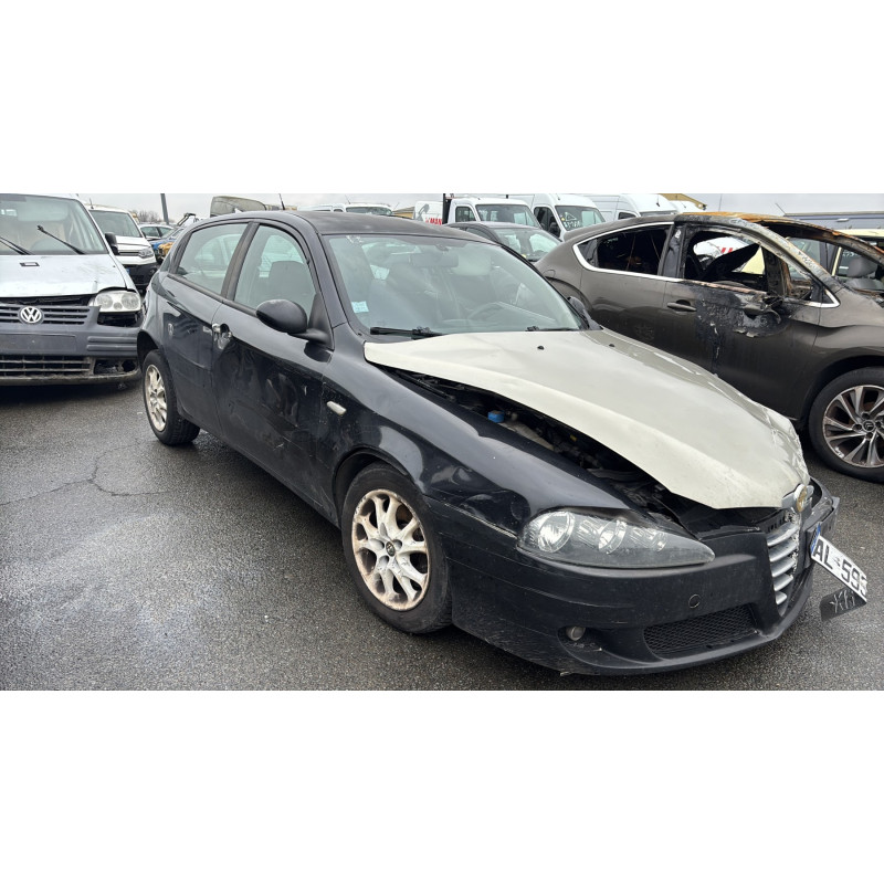 Vitre arriere gauche ALFA ROMEO 147 Photo n°6