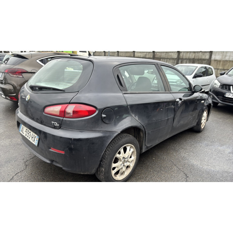 Vitre arriere gauche ALFA ROMEO 147 Photo n°7