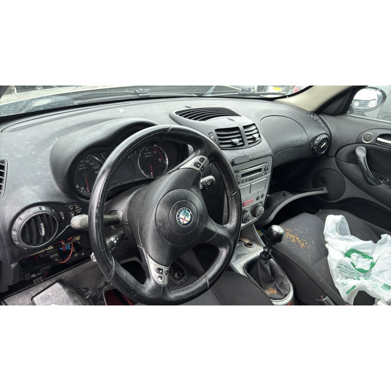 Vitre arriere gauche ALFA ROMEO 147 Photo n°16