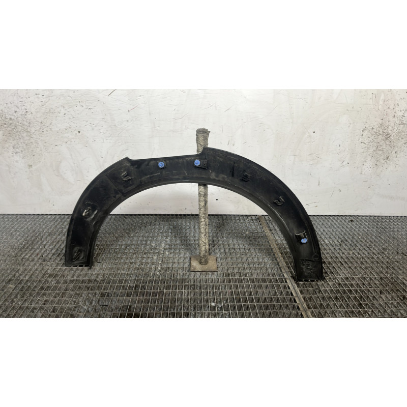Extension d'aile arriere gauche CITROEN C4 CACTUS Photo n°4