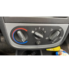 Anti brouillard arriere gauche OPEL CORSA C