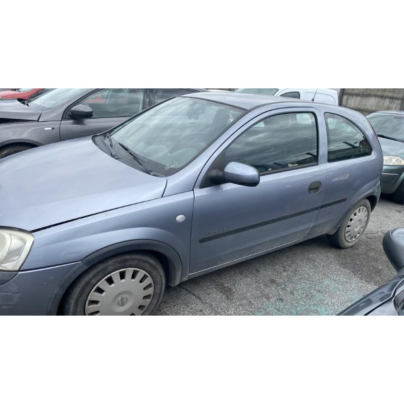 Anti brouillard arriere gauche OPEL CORSA C Photo n°20