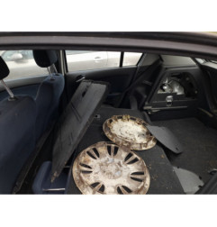 Poignee interieur arriere droit OPEL CORSA D