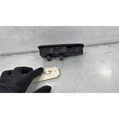 Interrupteur de leve vitre avant gauche CITROEN C4 PICASSO 1