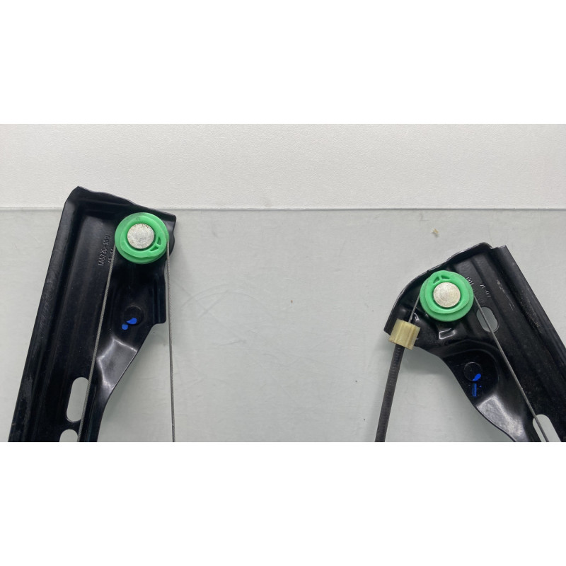 Leve vitre electrique avant droit CITROEN C4 GRAND PICASSO 2 Photo n°6