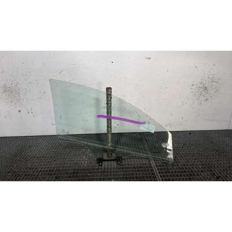 Vitre avant gauche KIA STONIC Photo n°4